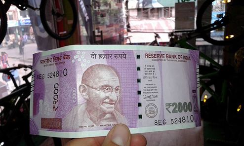 Der neue 2000 Rupien Schein